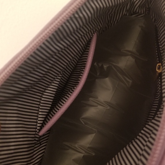 Valentine's Handbags - Picture 4 of 6